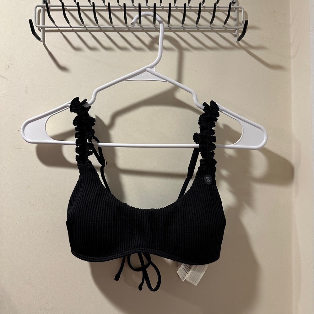 black hollister padded bikini top